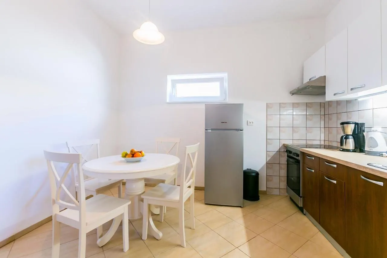 Aleksic Apartment Medulin 0*,