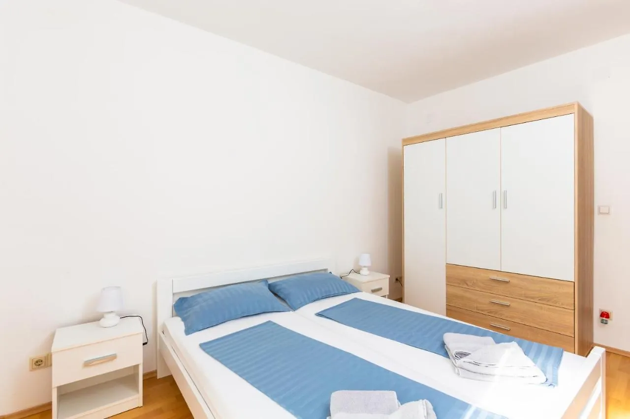 Aleksic Apartment Medulin 0*,  Croatia